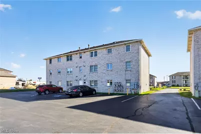 7350 Eisenhower Drive #4, Youngstown, OH 44512 - Photo 23