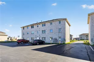7350 Eisenhower Dr, Youngstown, OH 44512 - Photo 23