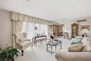 2500 Grove St NE, Canton, OH 44721 - Photo 5