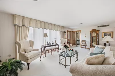 2500 Grove Street NE, Canton, OH 44721 - Photo 5