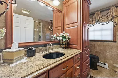 2500 Grove Street NE, Canton, OH 44721 - Photo 11