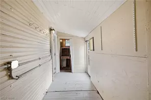 29 S High St, Jeromesville, OH 44840 - Photo 19