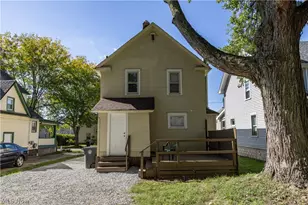2221 10th St SW, Akron, OH 44314 - Photo 29