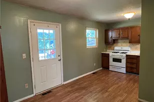 1411 E 27th St, Ashtabula, OH 44004 - Photo 11