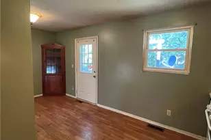 1411 E 27th St, Ashtabula, OH 44004 - Photo 9