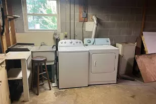 1411 E 27th St, Ashtabula, OH 44004 - Photo 31