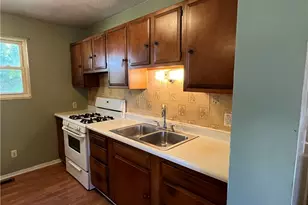 1411 E 27th St, Ashtabula, OH 44004 - Photo 3