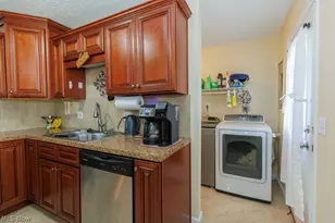 245 Defiance Ave, Elyria, OH 44035 - Photo 13