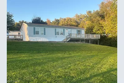 500 S Pleasant Grove Circle, Zanesville, OH 43701 - Photo 1