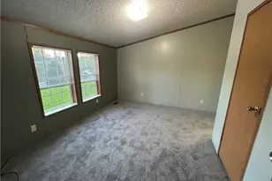 500 S Pleasant Grove Cir, Zanesville, OH 43701 - Photo 5