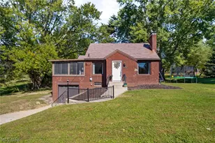 1415 Faircrest St SE, Canton, OH 44707 - Photo 1