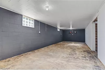 483 17th Street NW, Barberton, OH 44203 - Photo 21