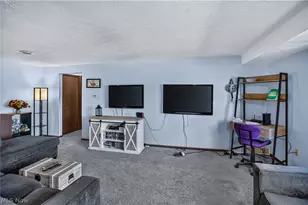 4349 Inner Cir Dr, Brunswick, OH 44212 - Photo 9