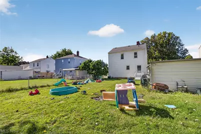 415 E 305th Street, Willowick, OH 44095 - Photo 45