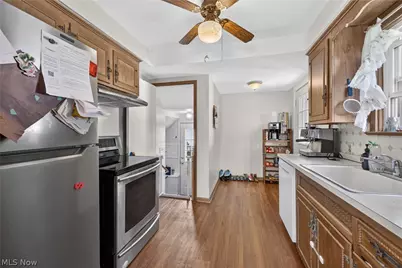 415 E 305th Street, Willowick, OH 44095 - Photo 13