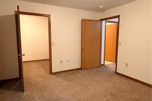1898 Springfield Lake Blvd, Akron, OH 44312 - Photo 7