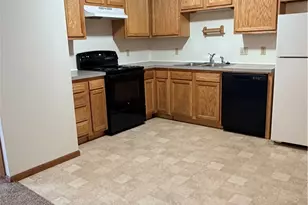 1898 Springfield Lake Blvd, Akron, OH 44312 - Photo 3