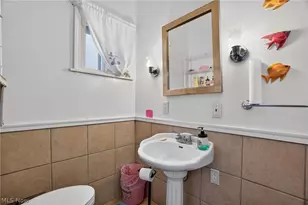 429 W Main St, Geneva, OH 44041 - Photo 17