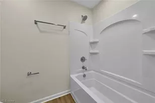 1404 Mussel Shoals Dr, Brunswick, OH 44212 - Photo 25