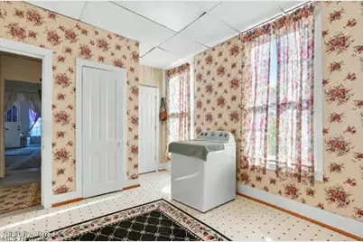 429 W Main Street, Geneva, OH 44041 - Photo 21