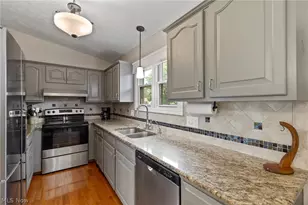 3544 Ada Vista Dr, Uniontown, OH 44685 - Photo 11