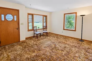 105 Hale St, Mogadore, OH 44260 - Photo 9