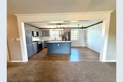 1142 Courtland Road, Weirton, WV 26062 - Photo 9