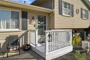 2818 Chippendale St NW, Massillon, OH 44646 - Photo 3