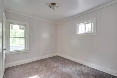 11701 Gay Avenue, Loveland, OH 44105 - Photo 9