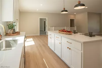 4327 Skycrest Drive NW, Canton, OH 44718 - Photo 15