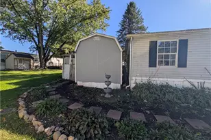 110 W Lebanon Rd, Dalton, OH 44618 - Photo 3