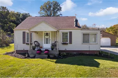 959 Neimans Avenue SE, East Canton, OH 44730 - Photo 3
