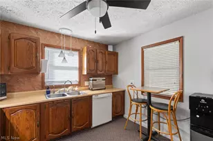 959 Neimans Ave SE, East Canton, OH 44730 - Photo 7