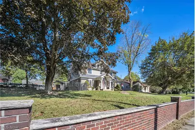 251 Norton Avenue, Barberton, OH 44203 - Photo 3