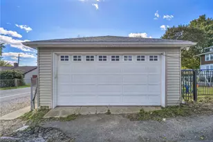 251 Norton Ave, Barberton, OH 44203 - Photo 43