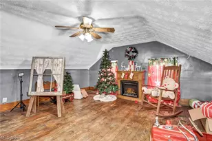 251 Norton Ave, Barberton, OH 44203 - Photo 17