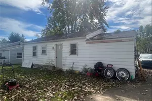 336 Parmely Ave, Elyria, OH 44035 - Photo 3