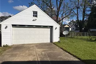 695 Lafollette St, Akron, OH 44306 - Photo 15