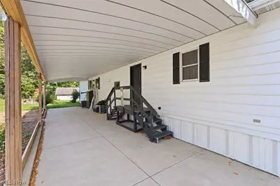 240 N Millborne Road #28A, Orrville, OH 44667 - Photo 3