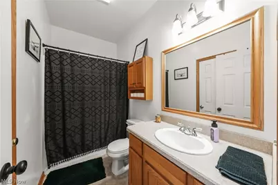 5715 Ashton Woods Circle, Ravenna, OH 44266 - Photo 13