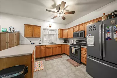 5715 Ashton Woods Circle, Ravenna, OH 44266 - Photo 27