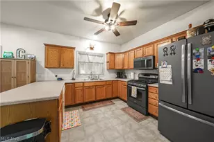 5715 Ashton Woods Cir, Ravenna, OH 44266 - Photo 27