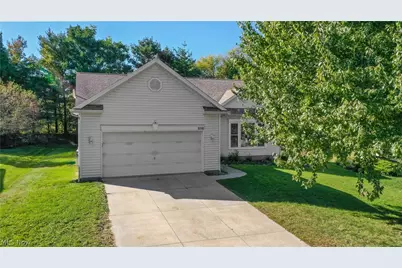 5715 Ashton Woods Circle, Ravenna, OH 44266 - Photo 1