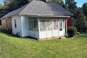 1371 Mitchell Ave, Zanesville, OH 43701 - Photo 3