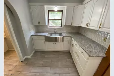 493 Rentschler Street, Akron, OH 44304 - Photo 7