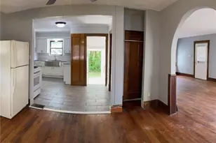 493 Rentschler St, Akron, OH 44304 - Photo 3
