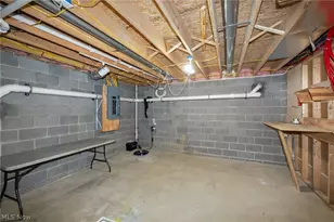 7877 W Smith Rd, Medina, OH 44256 - Photo 35