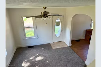 375 Pauline, Akron, OH 44312 - Photo 9