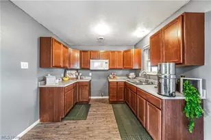 9871 Bright Dr, Windham, OH 44288 - Photo 9