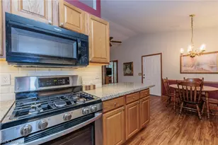 2832 Shakespeare Ln, Avon, OH 44011 - Photo 19